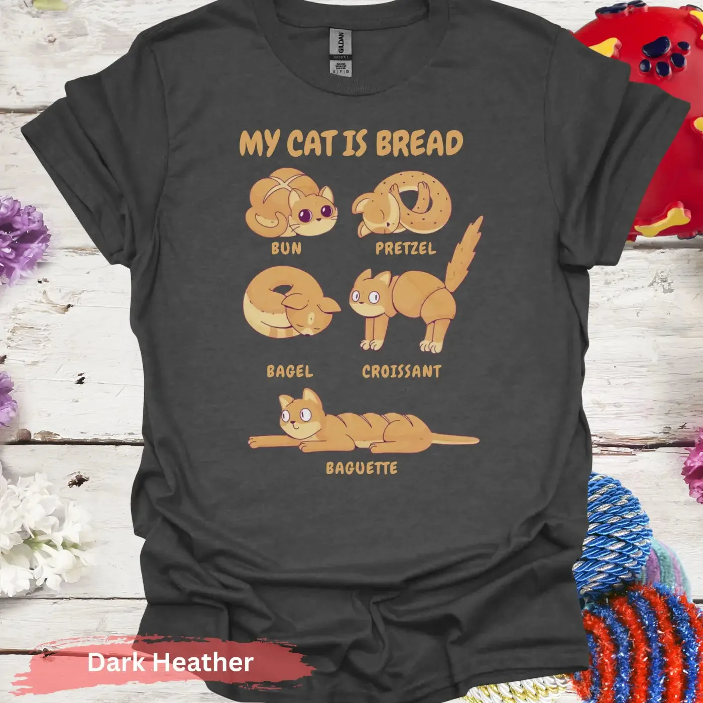 Cute Cat Bread T-shirt