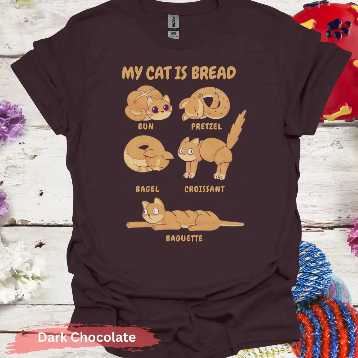 Cute Cat Bread T-shirt