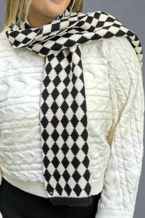 Diamond Pattern Oblong Scarf Black