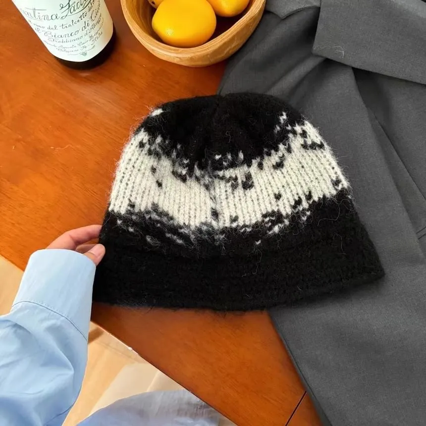 Gradient Knit Bucket Hat