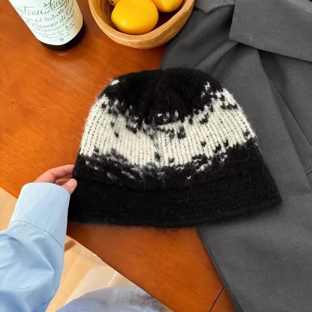 Gradient Knit Bucket Hat