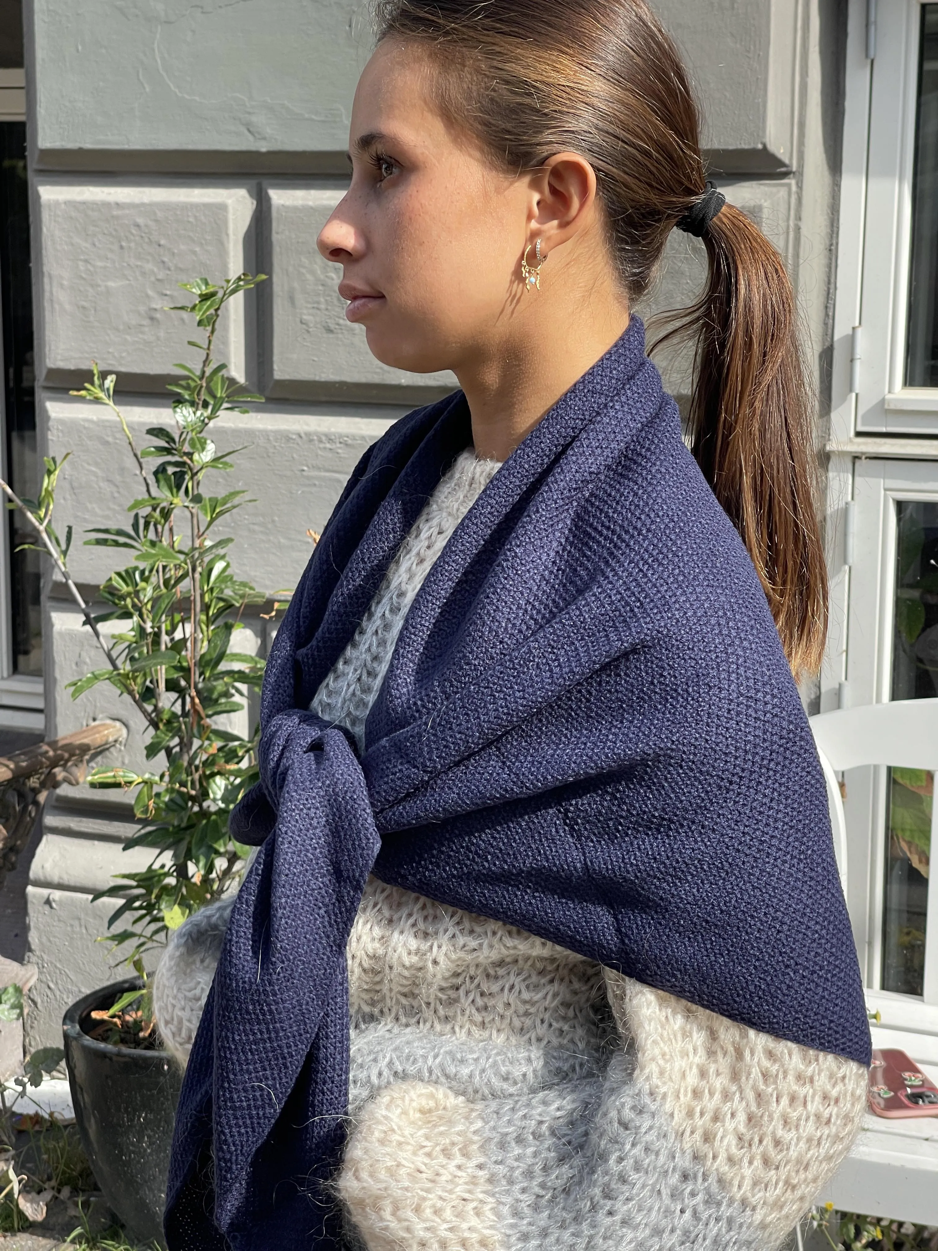 Maisa triangle scarf - Navy