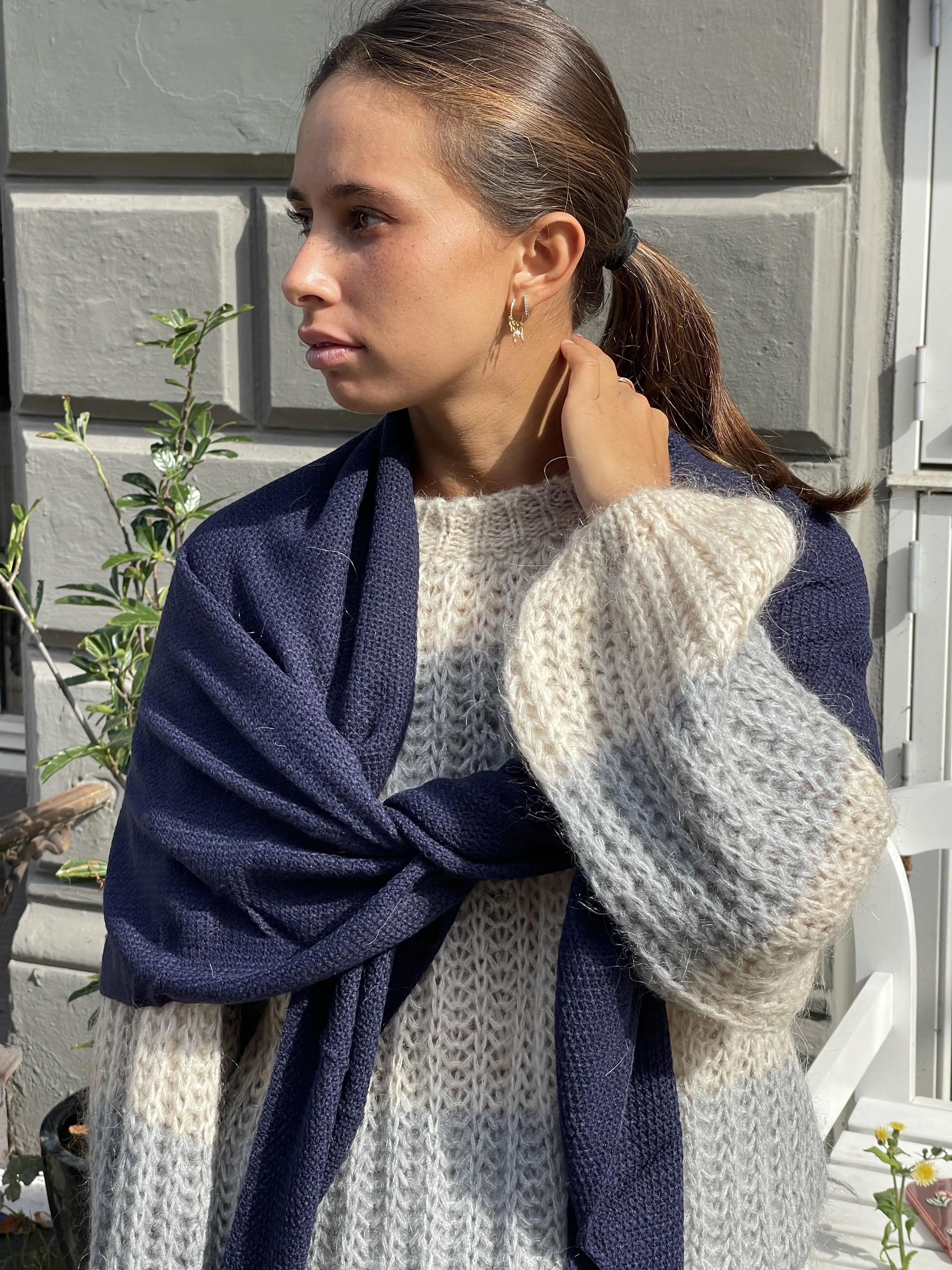 Maisa triangle scarf - Navy