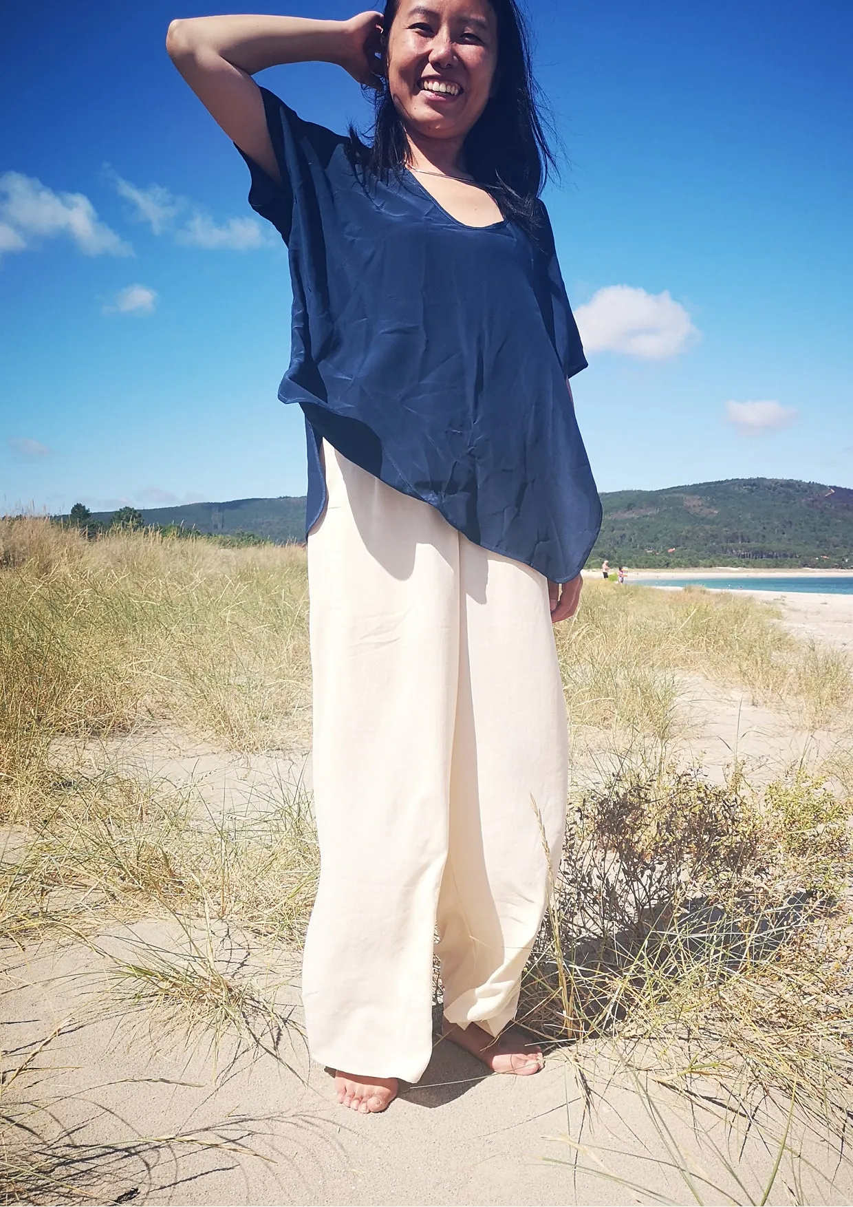 SHIRT SLEEVELESS U COLLAR - SILK dark blue